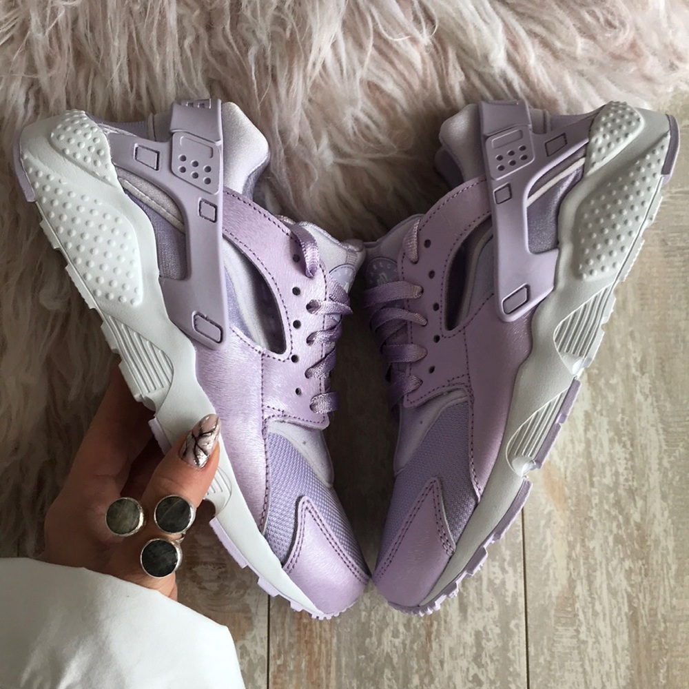 NWT Nike Huarache Run Rare - Picture 6 of 7